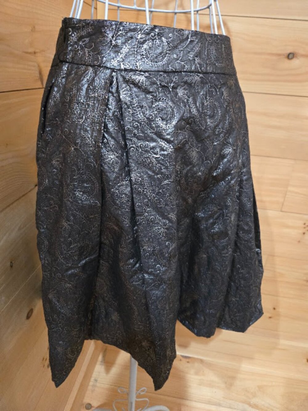 Massimo Dutti Embroidered Metallic Black Mini Skirt - 36/26 (XS)